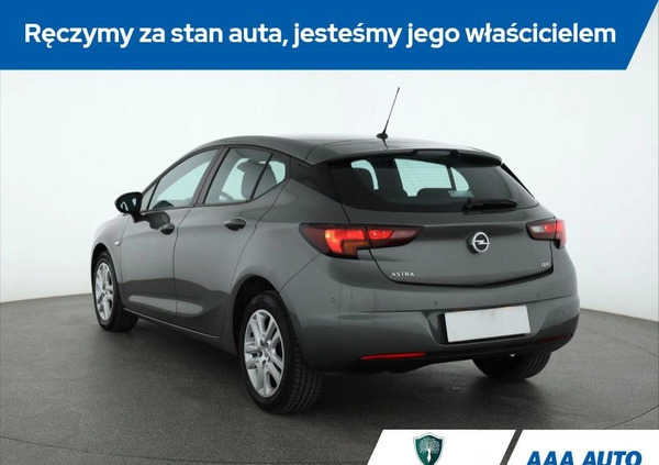 Opel Astra cena 44000 przebieg: 91940, rok produkcji 2017 z Dobczyce małe 211